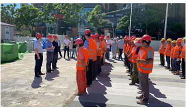 致敬！烈日下的綠地守護者